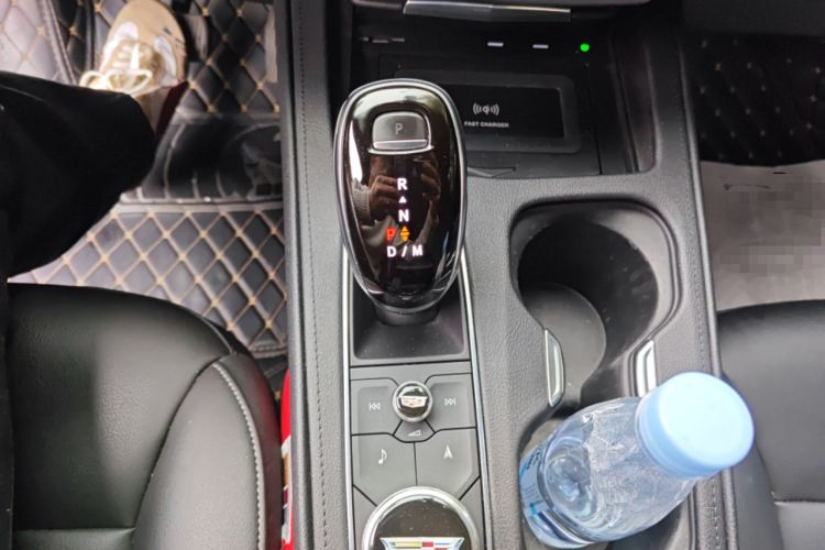 Used Cadillac XT4 2020 28T Two-Wheel-Drive Leading Version