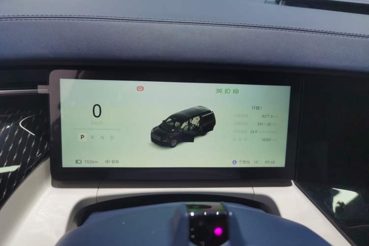 Used Zeekr 009 2024 Six-Seat Executive Version 4WD 108 kWh
