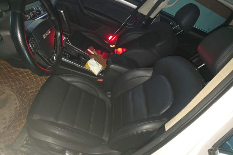 Used Haval H7 2016 Blue-Label H7 2.0T Automatic Luxury Model
