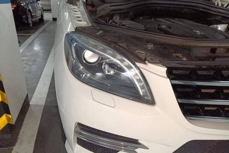 Used Mercedes-Benz M-Class 2014 ML 320 4MATIC
