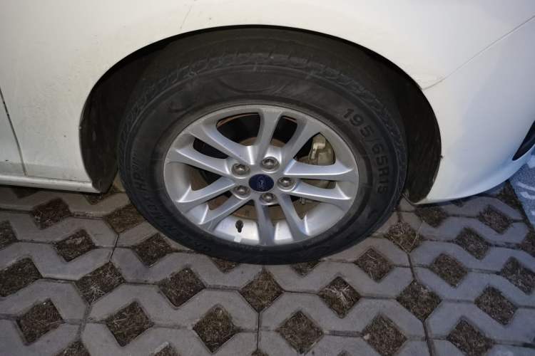 Used Ford Escort 2019 Revised 1.5L Automatic ZhiXiang Version (Tire Pressure Monitoring) China VI Standard