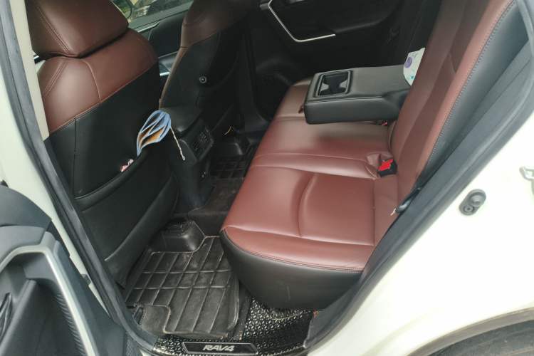 Used Toyota RAV4 2020 2.0L CVT 4x4 Trend Edition