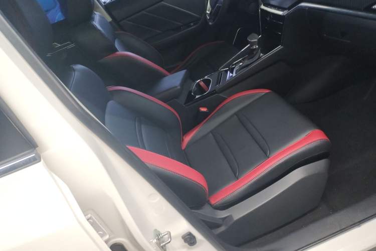 Used Venucia T60 2020 1.6L CVT Smart Drive Version China VI Standard