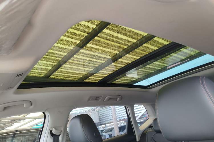 Used Volkswagen Tharu 2020 280TSI Two-Wheel Drive Luxury Edition China VI Standard