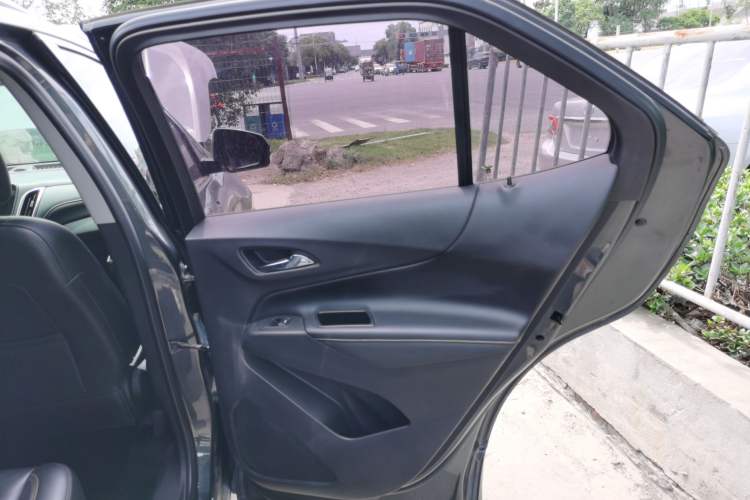 Used Chevrolet Equinox 2019 535T Automatic YuJie Edition China V Standard