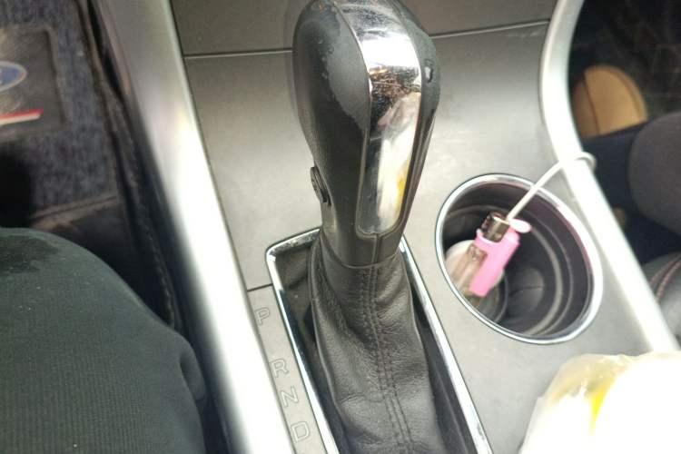 Used Ford Edge 2012 2.0T Elite Edition Gear Lever
