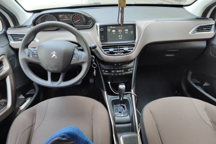 Used Peugeot 2008 2014 1.6L Automatic Fashion Edition