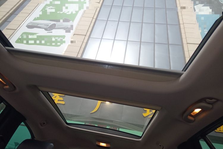 Used Mercedes-Benz R-Class 2017 R 320 4MATIC Business Edition Prestige Model
