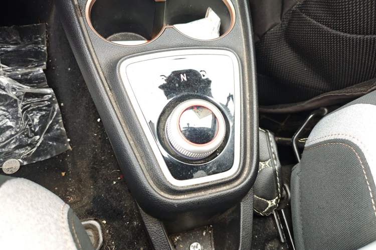 Used SOL E10X 2021 200km Classic Type Gear Lever