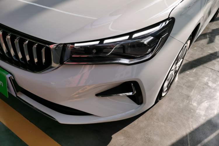 Used Geely Auto Emgrand 2025 4th Generation 1.5L Manual - Starry Edition Left Front Headlight