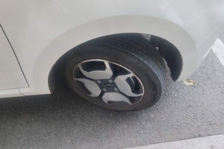 Used JAC Yiwei E10X 2024 Charming Edition 301km Lite
