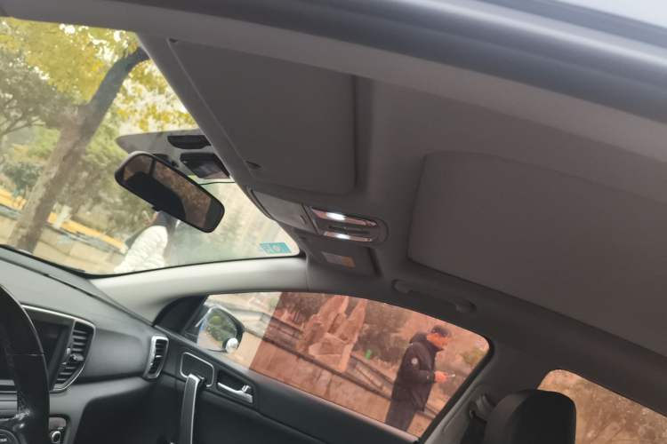 Used Kia KX5 2016 1.6T Automatic Two-Wheel Drive DLX
