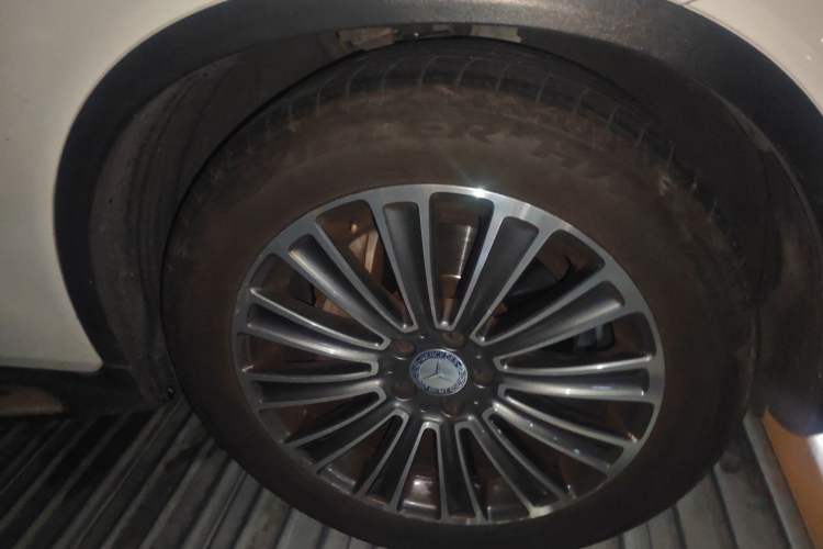 Used Mercedes-Benz GLC 2016 GLC 200 4MATIC Right Front Wheel Hub