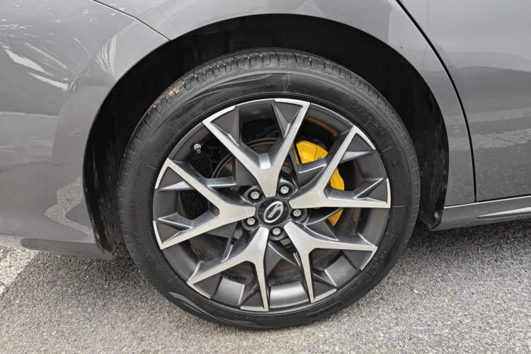 Used GAC Trumpchi EMPOW 2021 270T DCT J15 Version Exterior 5