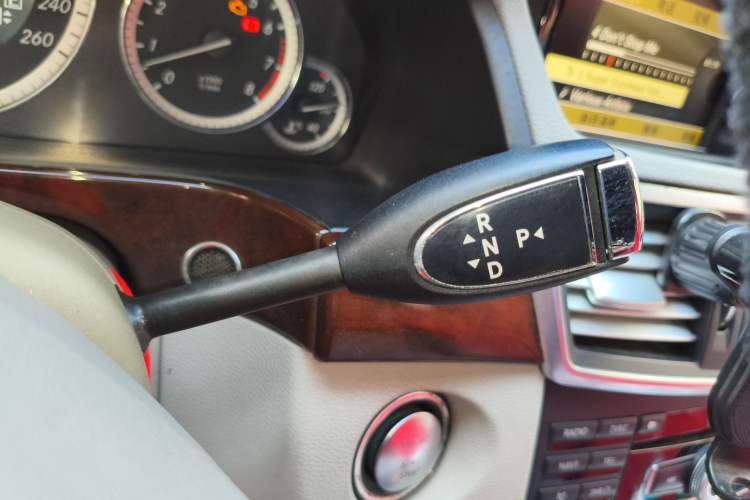 Used Mercedes-Benz E-Class 2011 E 300 L Elegant Model
