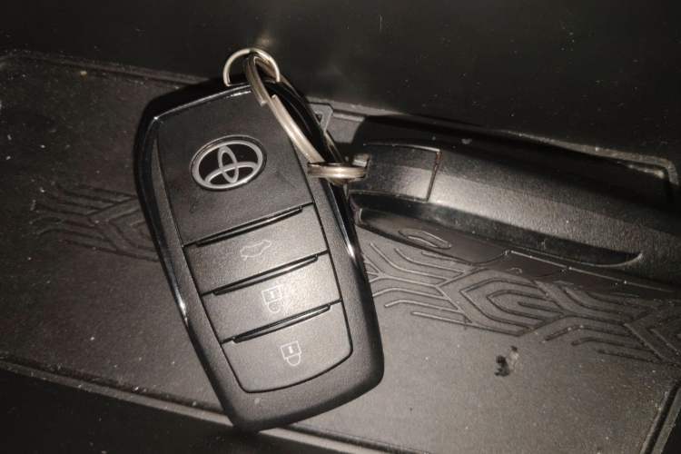 Used Toyota Camry 2024 2.0G Prestige Edition
