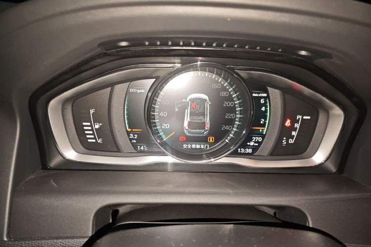 Used Volvo XC60 2017 T5 AWD Smart Upgrade Edition