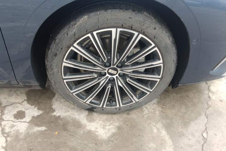 Used Geely Galaxy 8 2025 130km EM-P Starship Edition Right Front Wheel Hub