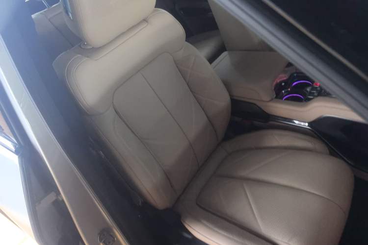 Used Formula Leopard 8 2025 Smart & Brave Flagship Edition 7 Seats