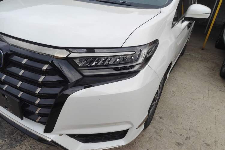 Used Honda Elysion 2022 2.0L eHEV Luxury First Edition Left Front Headlight