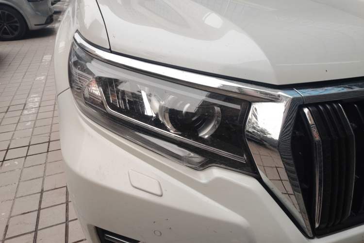 Used Toyota Prado 2018 3.5L Automatic TX-L Right Front Headlight