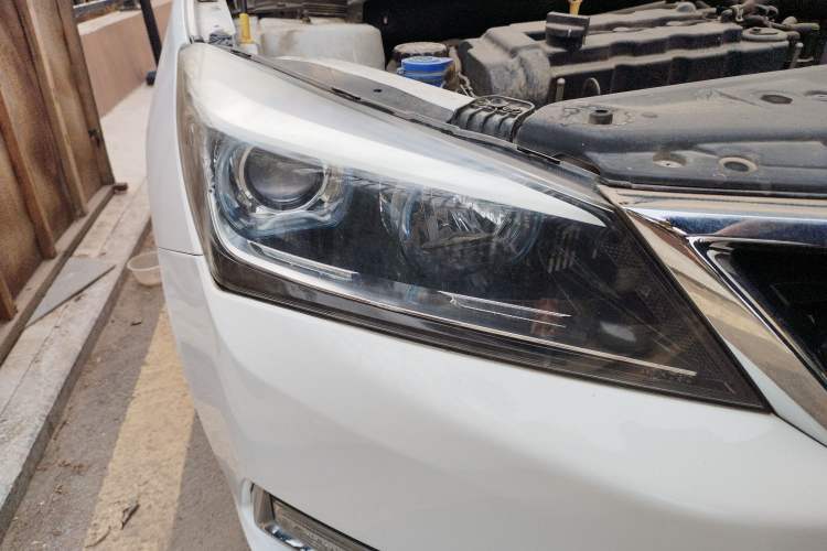 Used CHANGAN Alsvin V7 2016 1.6L Manual LeShang Model China V Standard Right Front Headlight