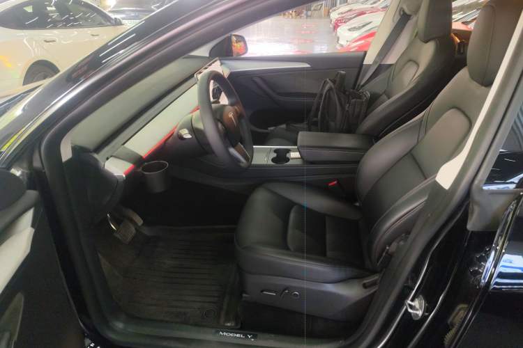 Used Tesla Model Y 2024 Rear-Wheel-Drive Version Driver Seat