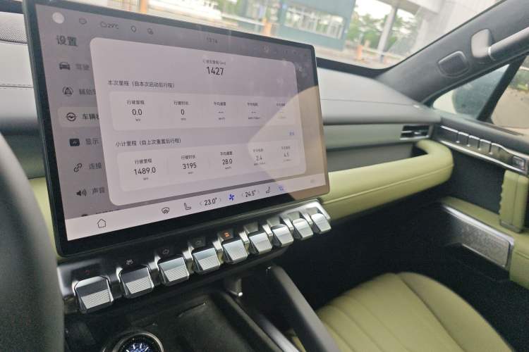 Used Brave warrior M817 2025 Model, Max+ Audio And AC Panel