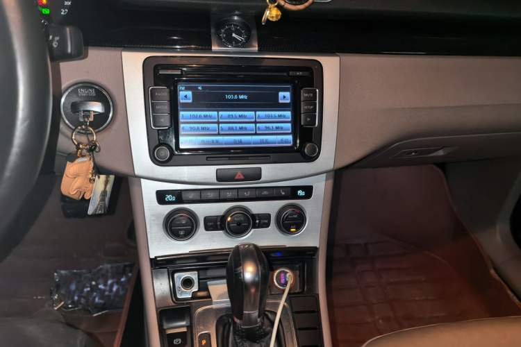 Used Volkswagen Magotan 2015 1.8TSI Luxury Model