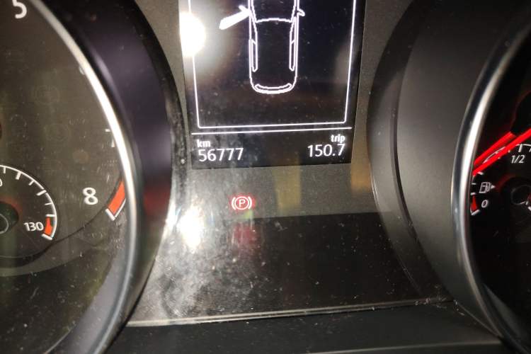 Used Volkswagen Golf Sportsvan 2018 230TSI Automatic Trend Edition Odometer Close Up