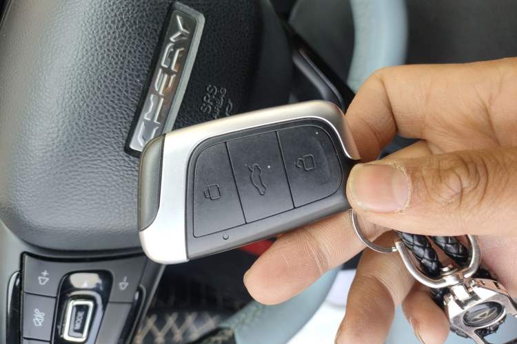 Used Chery QQ Little Ant 2022 Sweet Pink Edition Half-Sugar Version Lithium Iron Phosphate 30 kW 301 km