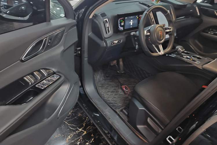 Used Hongqi HS3 2024 1.5T Zhiwei Edition