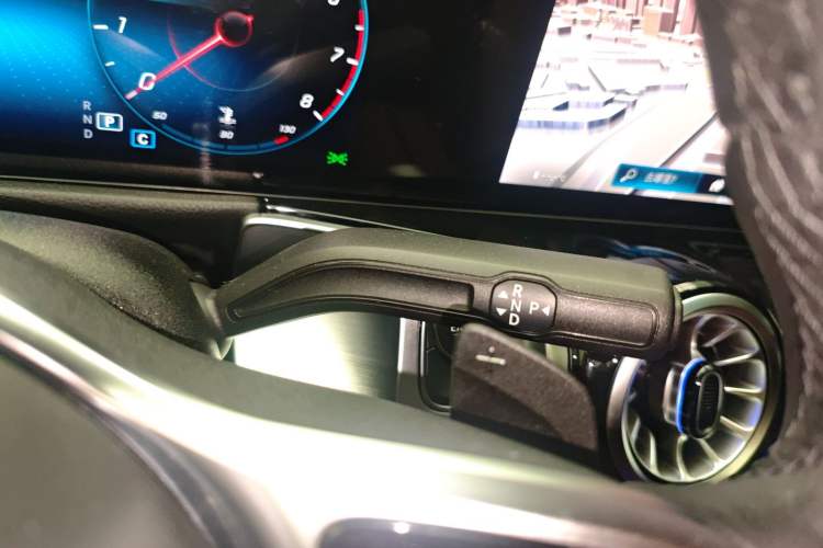 Used Mercedes-Benz GLB 2023 GLB 220 Fashion Model