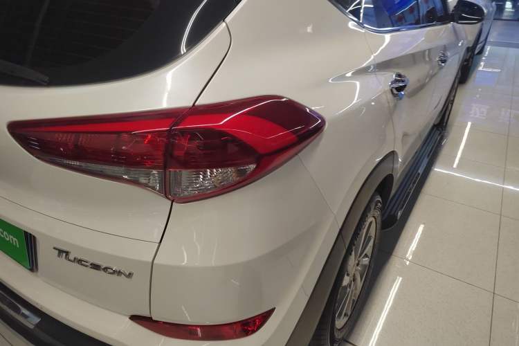 Used Hyundai Tucson 2015 1.6T Dual-Clutch Two-Wheel-Drive Smart Model
