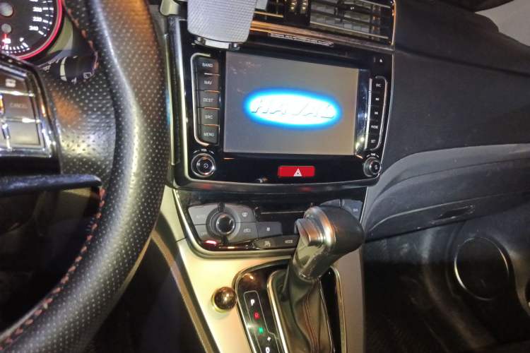 Used Haval H6 2015 Sport Edition 1.5T Automatic Two-Wheel Drive Luxury Model
