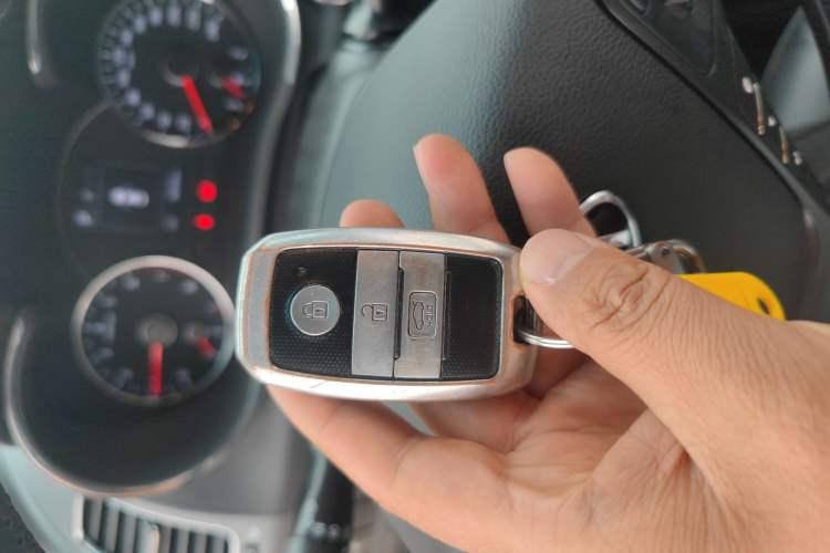 Used Kia K3 2017 1.6L Automatic 15th Anniversary Special Edition GLS Vehicle Key