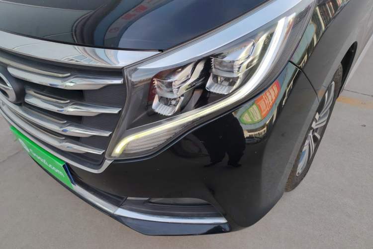 Used GAC Trumpchi M8 2018 320T Luxury Edition
