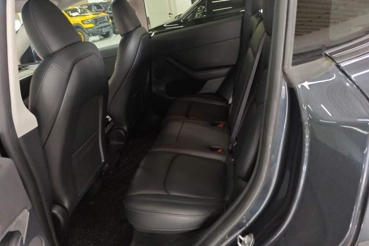 Used Tesla Model Y 2024 Rear-Wheel-Drive Version Left Rear Seat