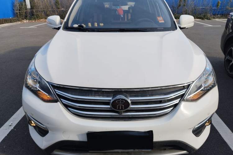 Used BYD Song 2018 1.5TID Automatic Smart Connect Prestige Model