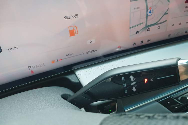 Used Buick GL8 2025 Lu Zun Deluxe Edition Odometer Close Up