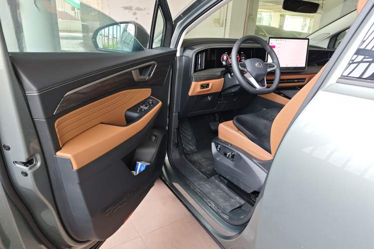 Used Volkswagen Talagon 2026 Model 450TSI Four-Wheel Drive Supreme 6-Seater Driver Seat