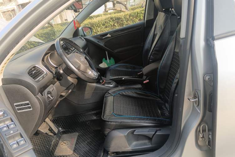 Used Volkswagen Golf 2012 1.6L Automatic Comfort Model
