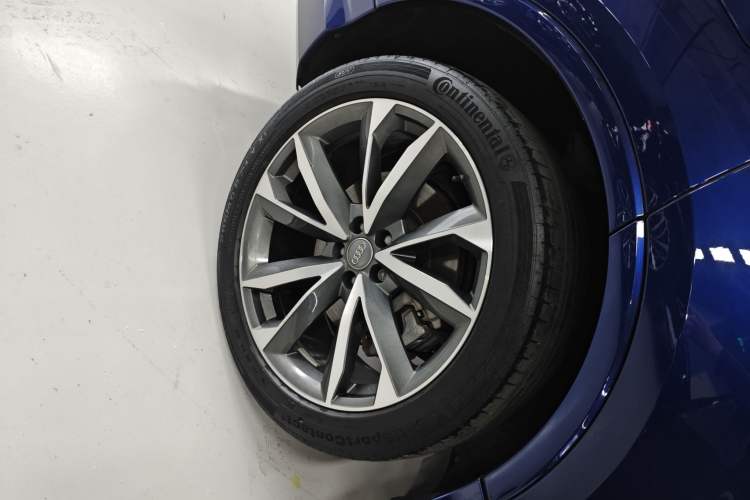 Used Audi Q7 2020 55 TFSI quattro S line sports model