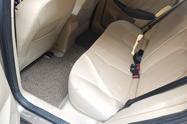 Used Chery Arrizo 7 2013 1.6L Manual Zhi Ling Edition
