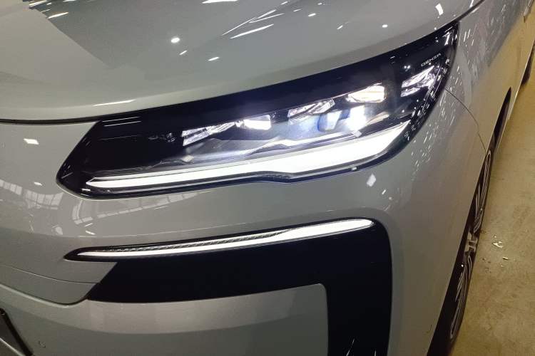 Used Denza N9 2025 Flagship Model