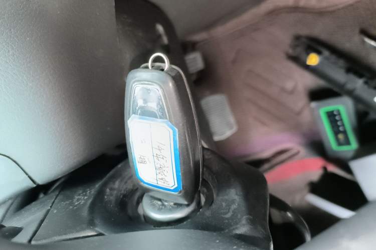 Used Ford Focus 2012 Sedan 1.6L Automatic Fashion Edition