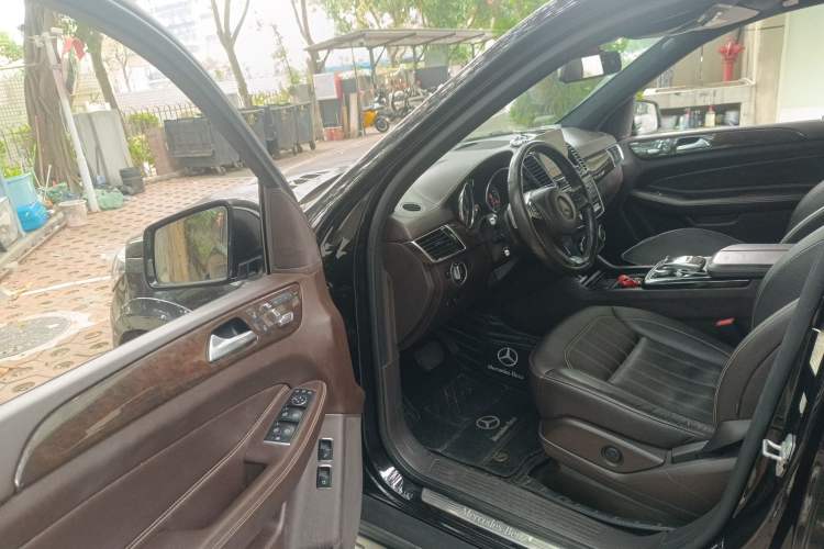 Used Mercedes-Benz GLS 2017 GLS 400 4MATIC Dynamic Model Driver Seat