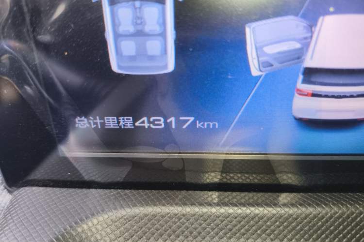 Used Wuling Hongguang MINIEV 2022 Macaron Premium Model – Lithium Ternary Battery Odometer Close Up