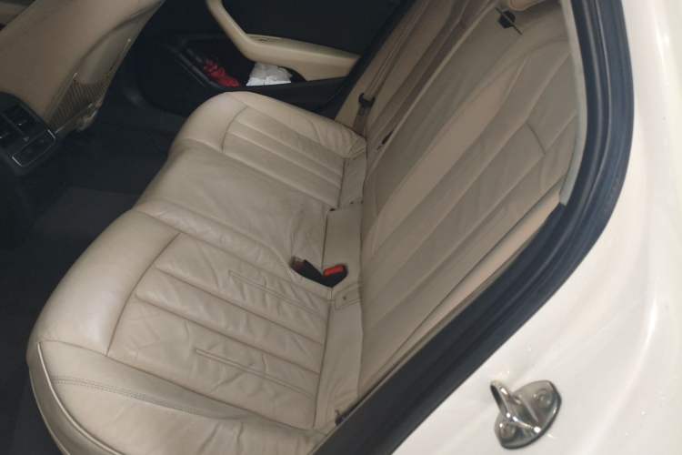 Used Audi A4L 2017 40 TFSI Fashion Model Left Rear Seat