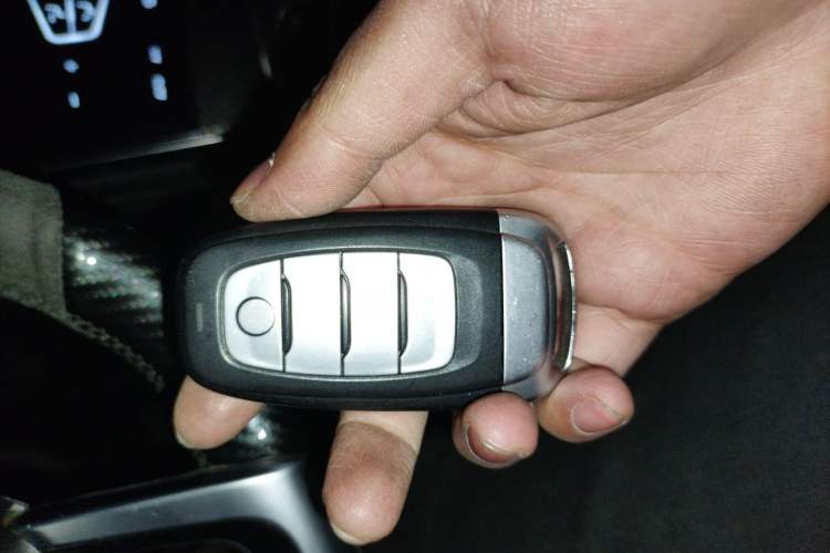 Used Hongqi H5 2022 Classic Model Facelift 1.5T DCT Qiyun Edition
